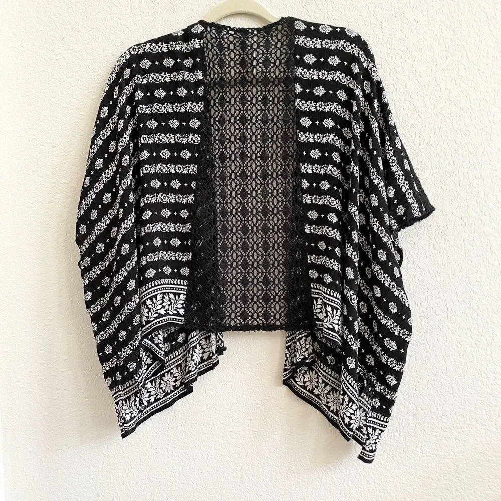 Aeropostale Black White Wrap Kimono Topper One Size‎ Crochet Gauzy